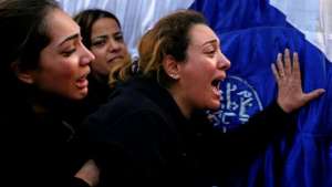 بي بي سي :فرار عشرات الأسر المسيحية من مدينة العريش المصرية إثر تهديدات من مسلحين