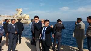 وفد شركة CRBC  للطرق و الكبارى الصينية يزور ميناء سفاجا لبدء انشاء محطة متعددة الاغراض ( حاويات / بضائع عامة )