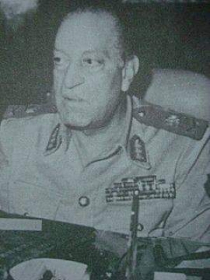 اللواء ا.ح منير شاش قائد مدفعية الجيش الثالث الميداني. بنصر اكتوبر