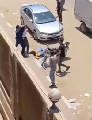 طالب يقتل زميلته أمام بوابة جامعة المنصورة