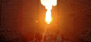 معابد الكرنك تشهد صباح اليوم احتفالية تعامد الشمس على المحور الرئيسي لمعبد الكرنك