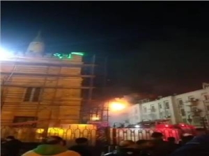 اندلاع حريق بجوار مسجد الحسين