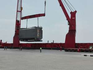 ميناء سفاجا يستعد استعدادات لاستقبال 80 طرد معدات بوزن 1604 طن على متن باخرتين
