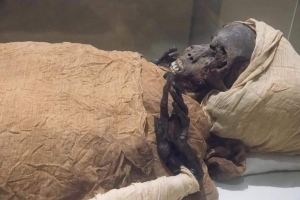 الأشعة المقطعية تكشف ملابسات وفاة الملك سقنن رع تاعا الثاني