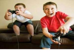 دراسة: اللعب طويلاً بالألعاب الإلكترونية خطر على الأطفال