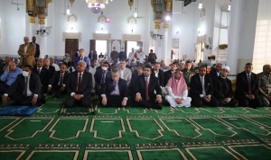 صقر  والقيادات والأهالي يؤدون صلاة العيد بمسجد بدر ببور توفيق