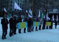 الجالية الإيرانية فى كندا تنظم مظاهرة للتضامن مع المحتجين فى إيران