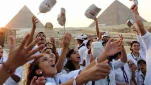 40 % من المصريين دون الـ 18 عاماً