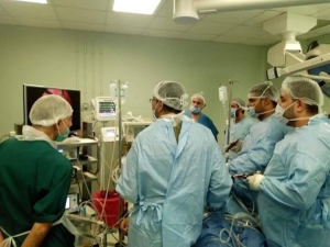إجراء أول عملية جراحة بالمنظار بمستشفى السويس للتأمين الصحي وحواش يشكر المتبرعين