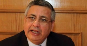 مستشار الرئيس للصحة يكشف حقيقة بدء الموجة الثانية لفيروس كورونا في مصر