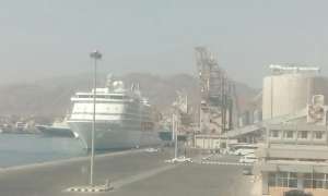 ميناء سفاجا يستقبل 620 سائح و طاقم من مختلف الجنسيات