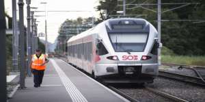 وفاة سيدة متأثرة بجراحها فى هجوم قطار سويسرا