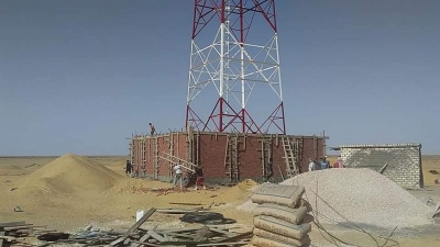 بدء تركيب أول برج إتصالات داخل اراضي مشروع ال 1.5مليون فدان بمنطقه المغرة