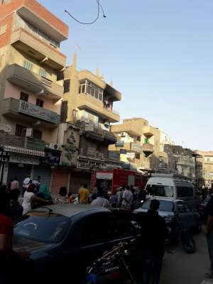 بالصور:حريق وحدة سكنية بشارع احمد عرابي بالسويس وانقاذ الاطفال