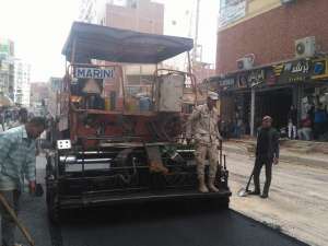 بالصور: رصف شارع احمد عرابي على وشك الانتهاء والتجار تطالب بإعادة فتحه
