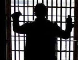 نيابة السويس تقرر حبس سكرتير نيابة ضبط في نفق احمد حمدي بحوزته 130 كيلو مخدرات