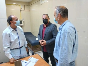 بالصور : الحفناوي يترأس لجنة للرقابة علي إحدى المستشفيات الخاصه بالسويس