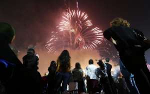 ألمانيا تمنع الألعاب النارية خلال احتفالات &quot;رأس السنة&quot; قرب مخيم للاجئين لعدم تأثرهم نفسيا