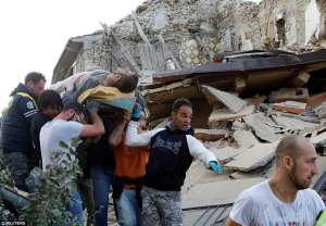 ارتفاع ضحايا زلزال ايطاليا الى 278 قتيل