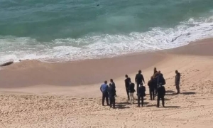 انتشال جثة شاب غرف في شاطئ سان ستيفانو بالإسكندرية