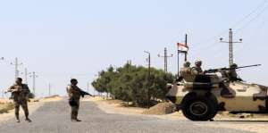ضبط 50 قذيفة و تدمير 3 بؤر ارهابية فى شمال سيناء