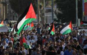 الفلسطينيون يحيون الذكرى الـ23 لمجزرة الحرم الإبراهيمي