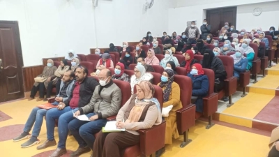 صحة السويس تعلن إطلاق حملة لطرق الأبواب لمساعدة المواطنين علي التسجيل بمنظومة التأمين الصحي الشامل .