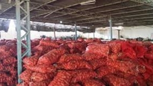 ضبط 100 طن بطاطس بإحدى ثلاجات تخزين الحاصلات الزراعية ببنها
