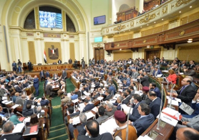 البرلمان يوافق مبدئيا على مشروع قانون التصالح في مخالفات البناء