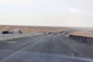 محافظ السويس يتفقد الطريق الجديد (الجلالة ـ وادي حجول- الزعفرانة) بطول 84 كيلو متر