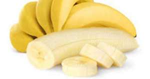 أطعمة لا يجب الاستغناء عنها.. أهمها الموز واللبن
