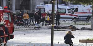 اصابة 5 أشخاص فى انفجار سيارة مفخخة وسط اسطنبول