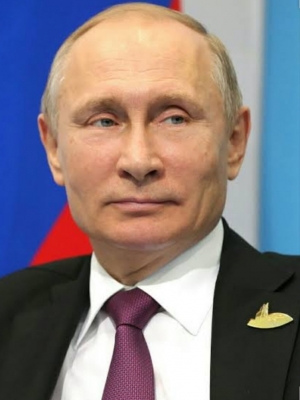 بوتين يطمئن الحكومة على حالة رئيس الوزراء الروسي المصاب بفيروس كورونا