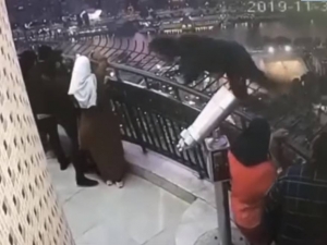 كاميرا مراقبة برج القاهرة ترصد لحظة انتحار طالب &quot;هندسة حلوان&quot;