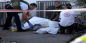مقتل مستوطنة اسرائيلية طعنا بسكين على يد شاب فلسطينى