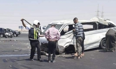 بالاسماء : اصابه 14 مواطن في حادث انقلاب ميكروباص طريق السويس القاهره ..صور