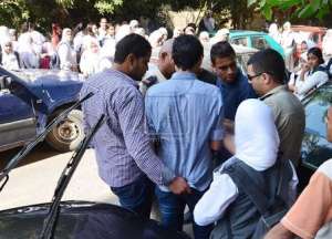 شرطة اداب السويس تضبط 9اشخاص تعرضوا ل  طالبات المدارس الثانويه