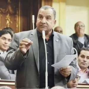 النائب عبد الحميد كمال يطلب استدعاء وزير النقل بسبب قطار السويس وسوء الخدمات