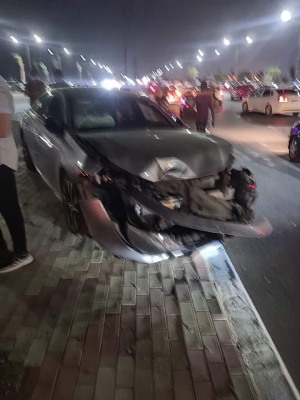 اصابة سيدة في حادث تصادم ثلاث سيارات ملاكي على كورنيش السويس