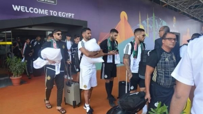 أمم أفريقيا .. منتخب الجزائر يغادر القاهرة بعد تتويجه بالبطولة