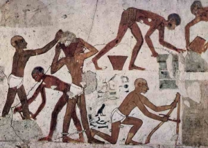 عيد العمال.. كيف نظّمت مصر القديمة كل ما يتعلق بالعمل وتحديد نظام إجازة العامل؟