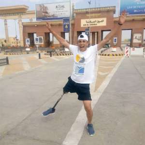 أول مصري وعربي يقطع مسافة 100كم سيرا بالطرف الصناعي