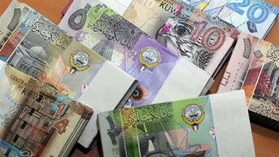 انخفاض في سعر الدينار الكويتي والريال السعودي بالسوق الموازية