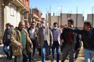 نائب المحافظ وأعضاء مجلس النواب يتفقدون قرية ابو عارف لمتابعة  أعمال التطوير