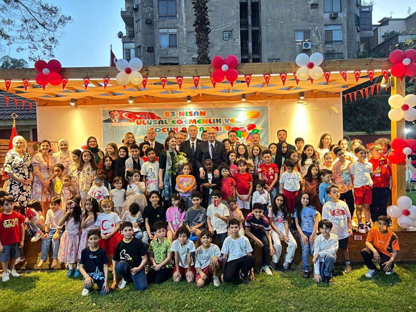 احتفالات عيد الطفولة و السيادة الوطنية 23 ابريل  بمقر إقامة سفير تركيا بالقاهرة.  ‏