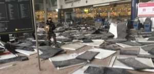 11 قتيلا حتى الان في انفجارات بلجيكا الثلاثة وابناء عن انفجار رابع بمحطة المترو