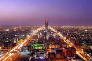 استعراض آفاق صناعة السيارات الكهربائية في السعودية  Business