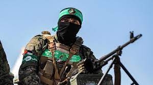 اشتباكات مقاتلي حماس مع قوات الجيش الإسرائيلي المتوغلة جنوب حي الزيتون بمدينة غزة