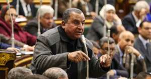 نائب السويس عبد الحميد كمال يطالب باستدعاء وزير البترول للكشف عن المناقصات بخليج السويس