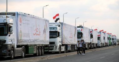رئيس الوزراء يعطى إشارة البدء لإطلاق قافلة مساعدات صندوق تحيا مصر إلى غزة